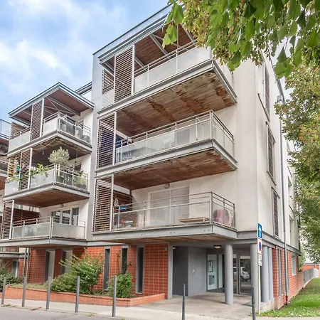 Proche De Geneve Daire